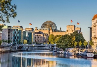 Vista do Palácio Reichstag em Berlim