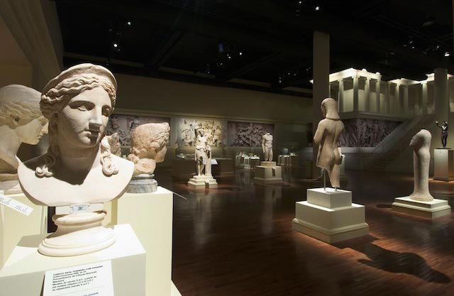 Coleção de deuses do Museu Pergamon em Berlim