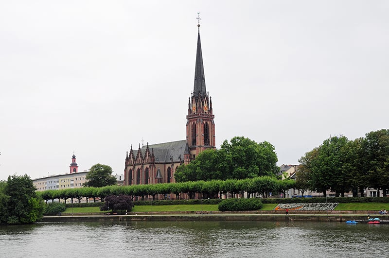 Vista da Catedral de Frankfurt