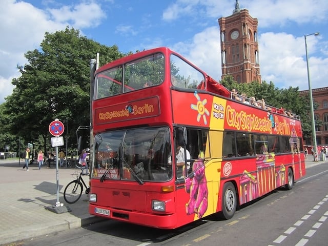 Ônibus turístico em Berlim