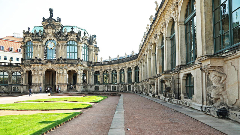 Detalhes do Jardim do Museu Zwinger em Dresden